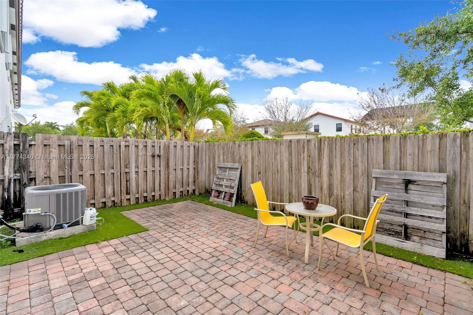 Real estate property located at 10228 88th Ter #10228, Miami-dade, Grand Bay North, Doral, FL