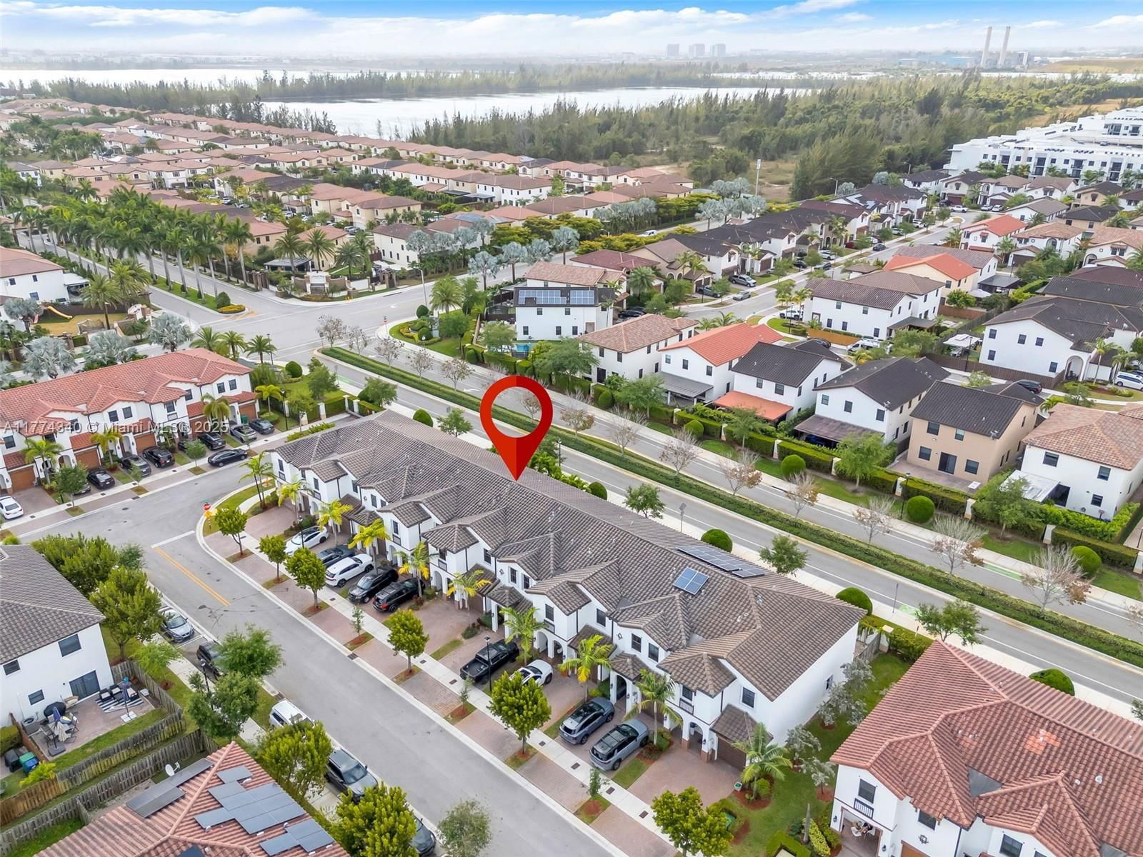 Real estate property located at 10228 88th Ter #10228, Miami-dade, Grand Bay North, Doral, FL