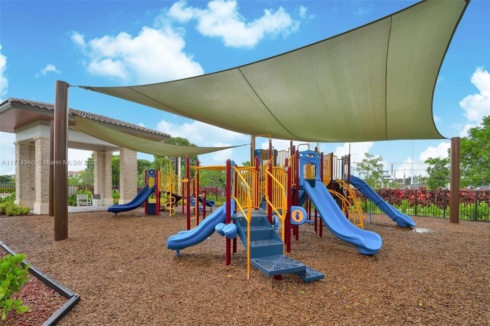 Real estate property located at 10228 88th Ter #10228, Miami-dade, Grand Bay North, Doral, FL