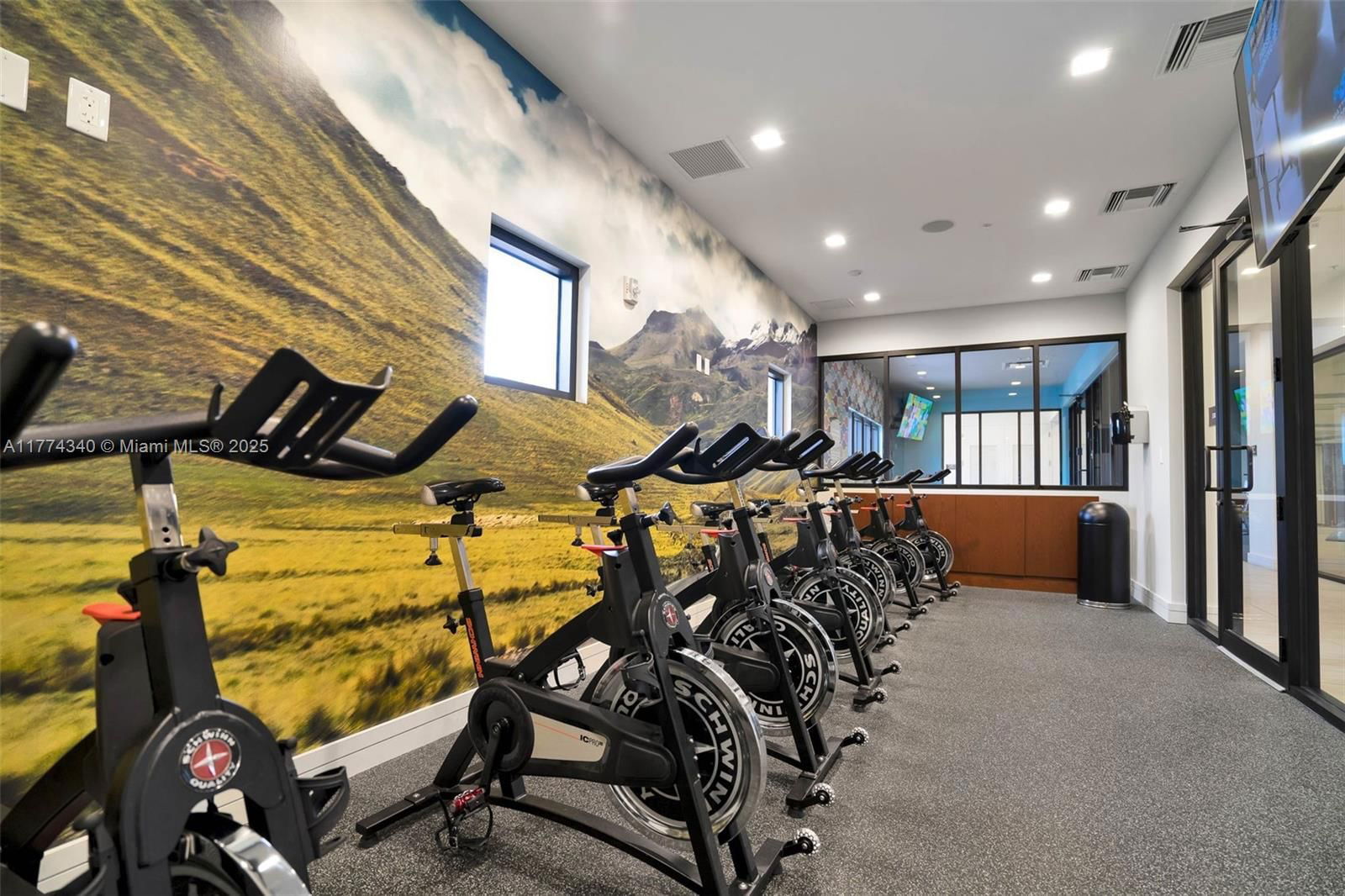 Real estate property located at 10228 88th Ter #10228, Miami-dade, Grand Bay North, Doral, FL