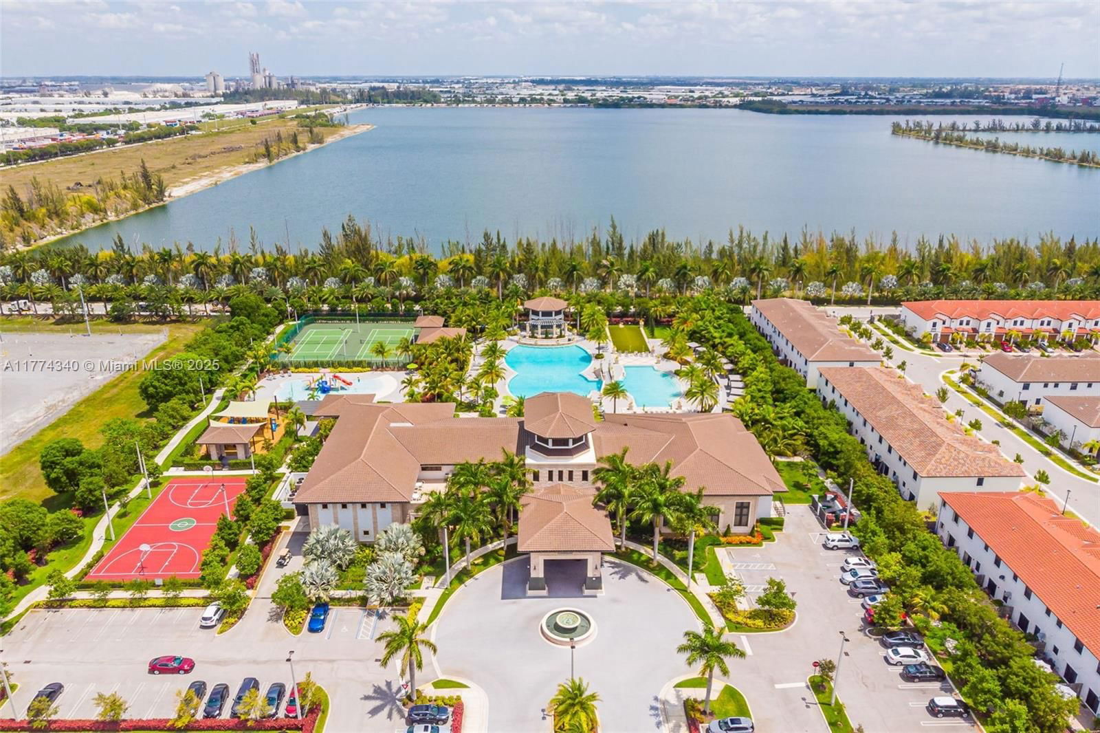 Real estate property located at 10228 88th Ter #10228, Miami-dade, Grand Bay North, Doral, FL