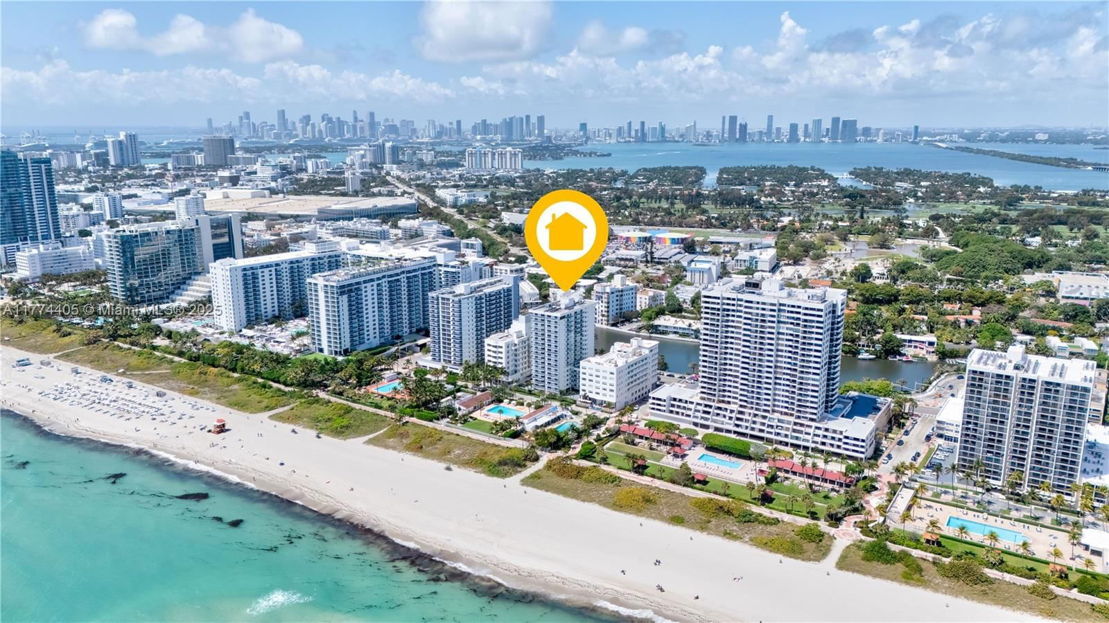 Real estate property located at 2457 Collins Ave #202, Miami-dade, The Royal Club Condo, Miami Beach, FL