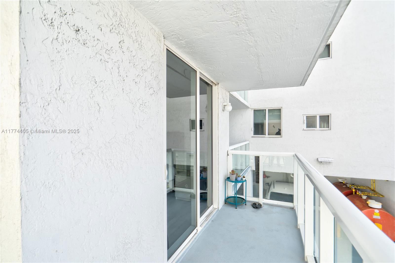 Real estate property located at 2457 Collins Ave #202, Miami-dade, The Royal Club Condo, Miami Beach, FL