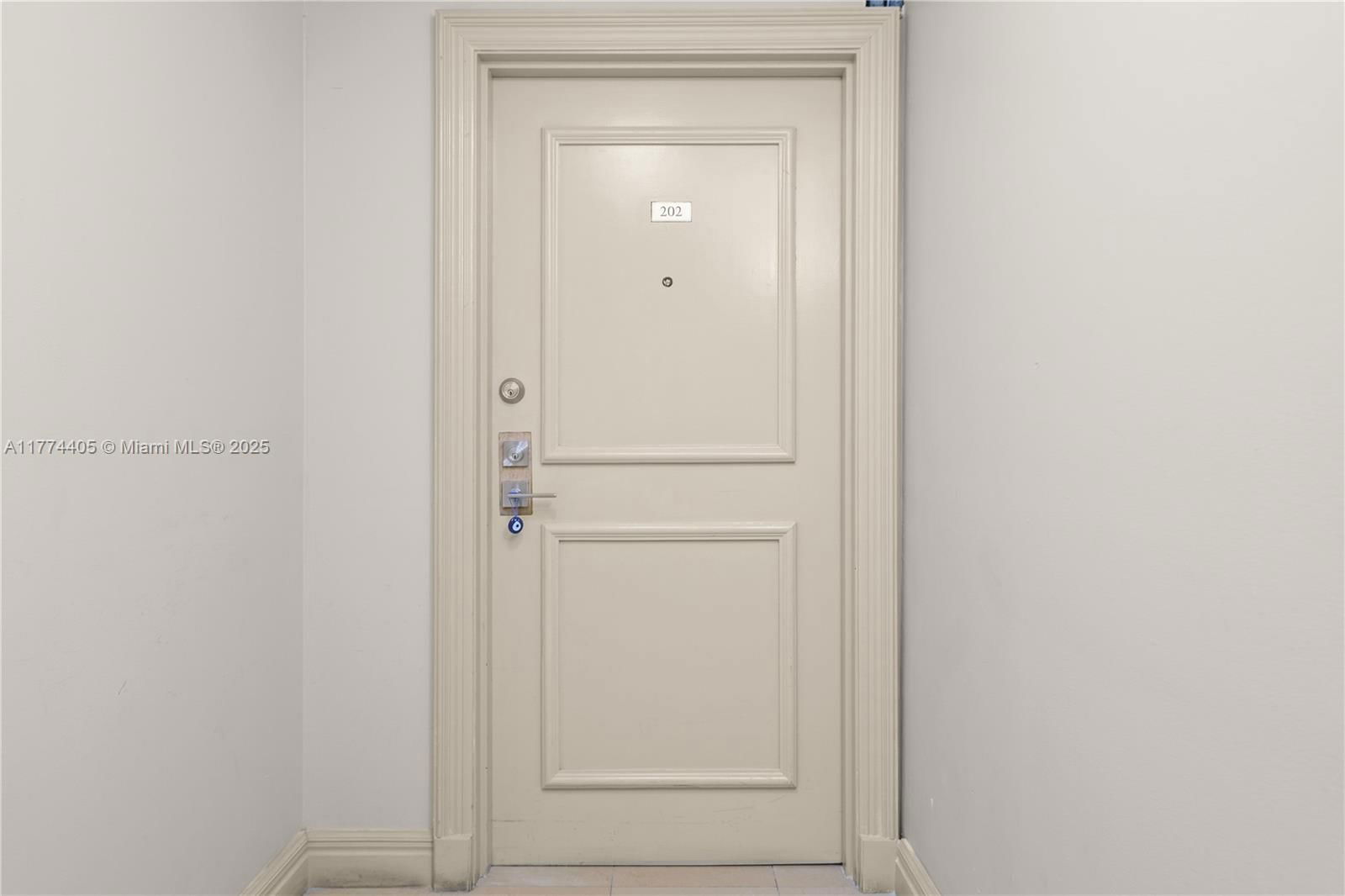 Real estate property located at 2457 Collins Ave #202, Miami-dade, The Royal Club Condo, Miami Beach, FL