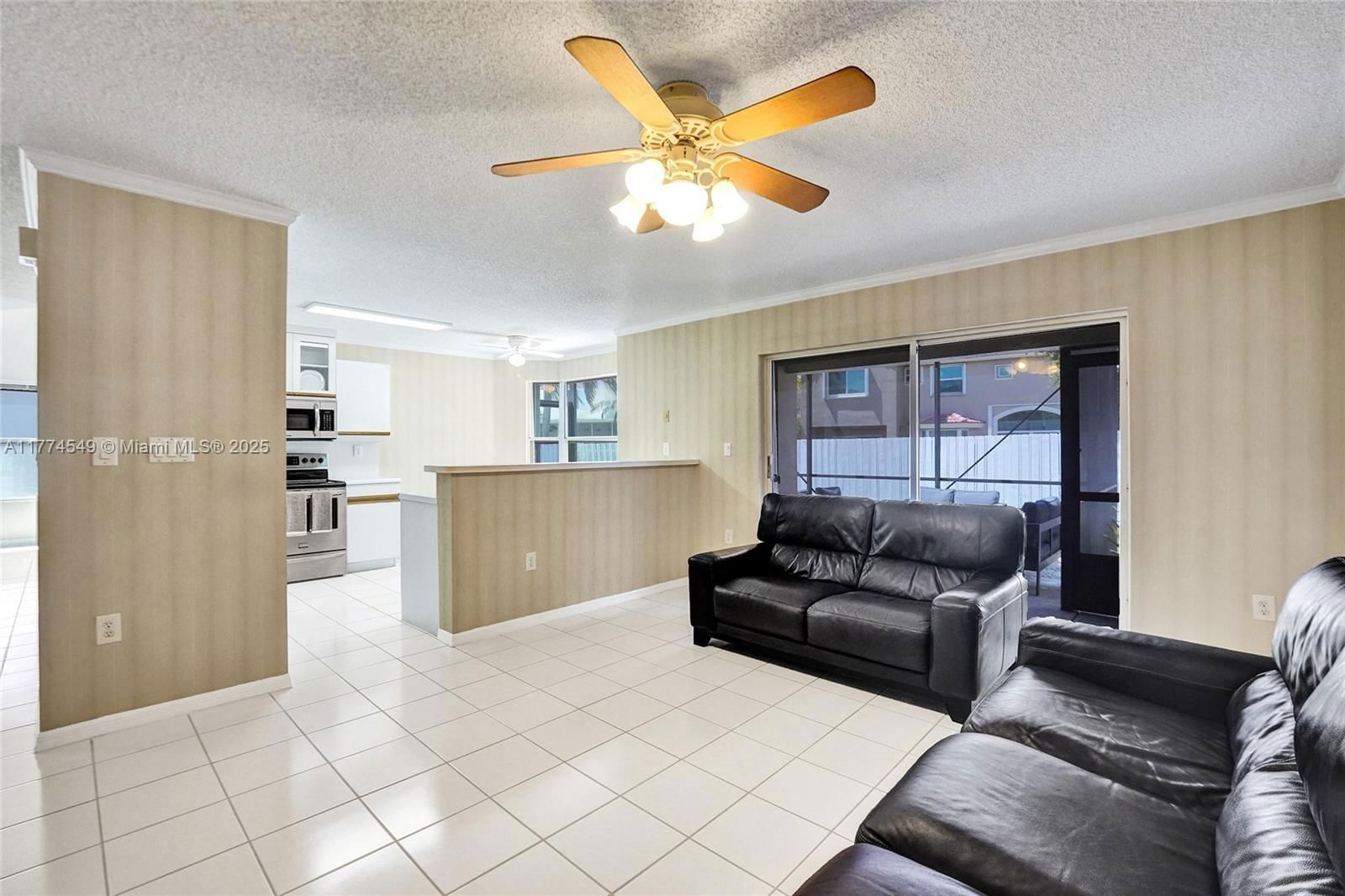 Real estate property located at 18960 10th Ter, Broward, Chapel Trail Ii, Pembroke Pines, FL