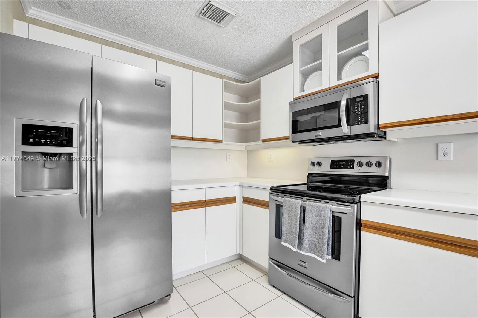 Real estate property located at 18960 10th Ter, Broward, Chapel Trail Ii, Pembroke Pines, FL