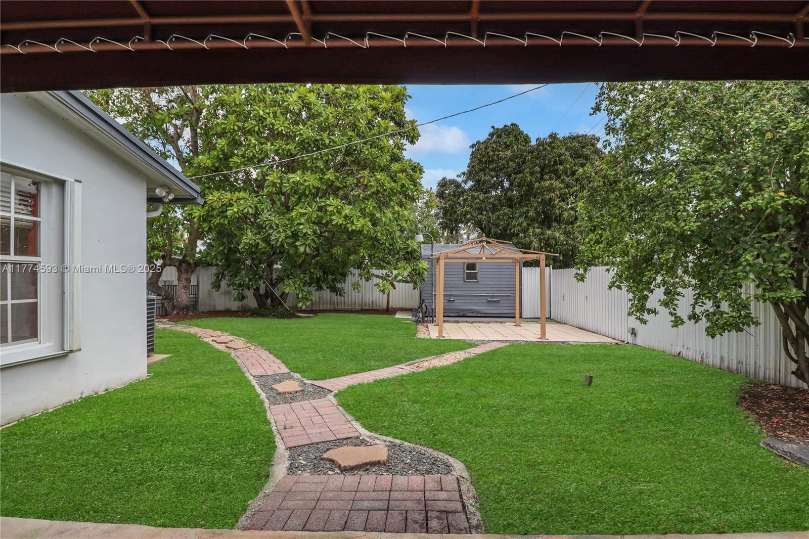 Real estate property located at 6051 110th Ave, Miami-dade, Westwood Estates 1st Addn, Miami, FL