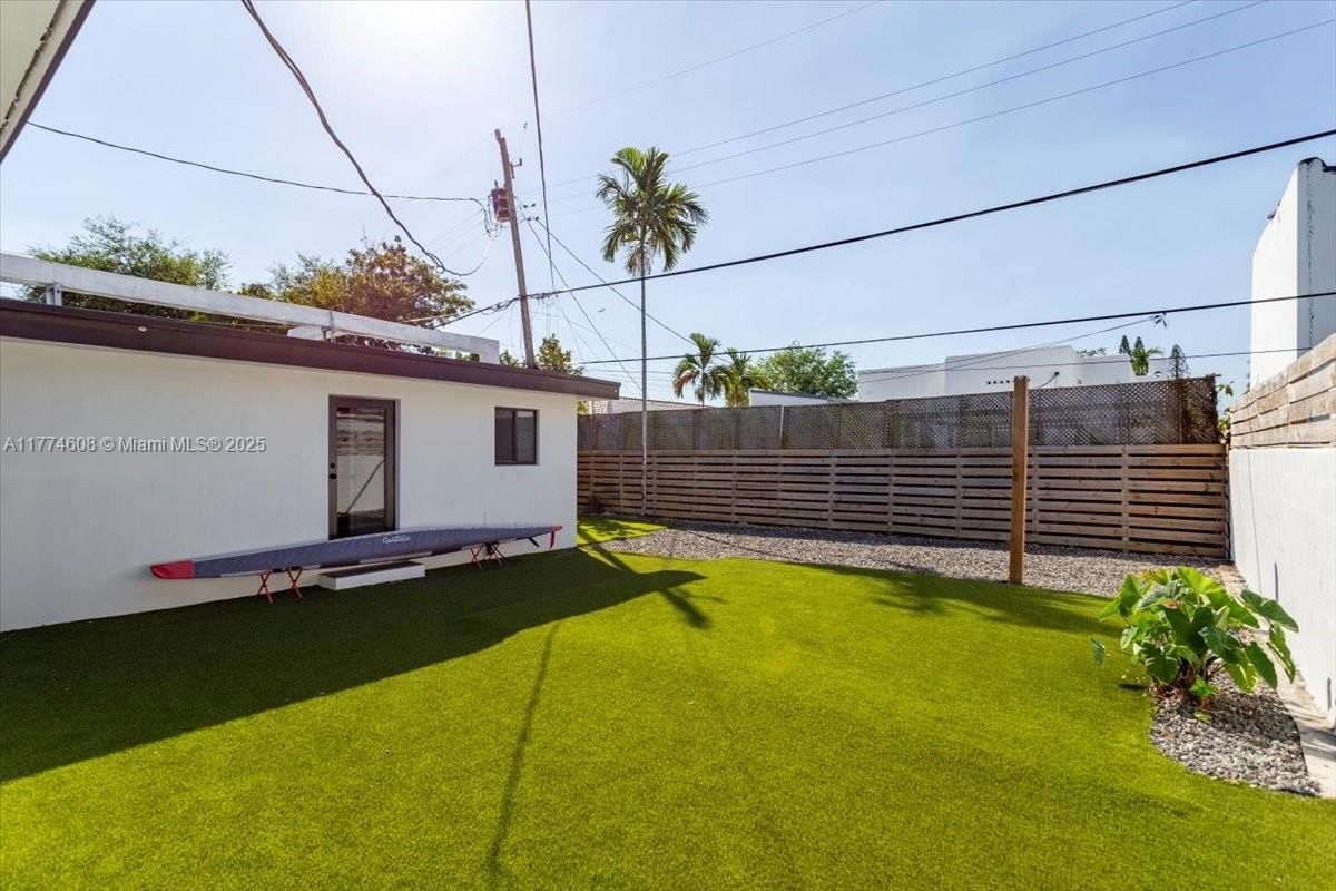Real estate property located at 1724 10th St, Miami-dade, Shenandoah, Miami, FL