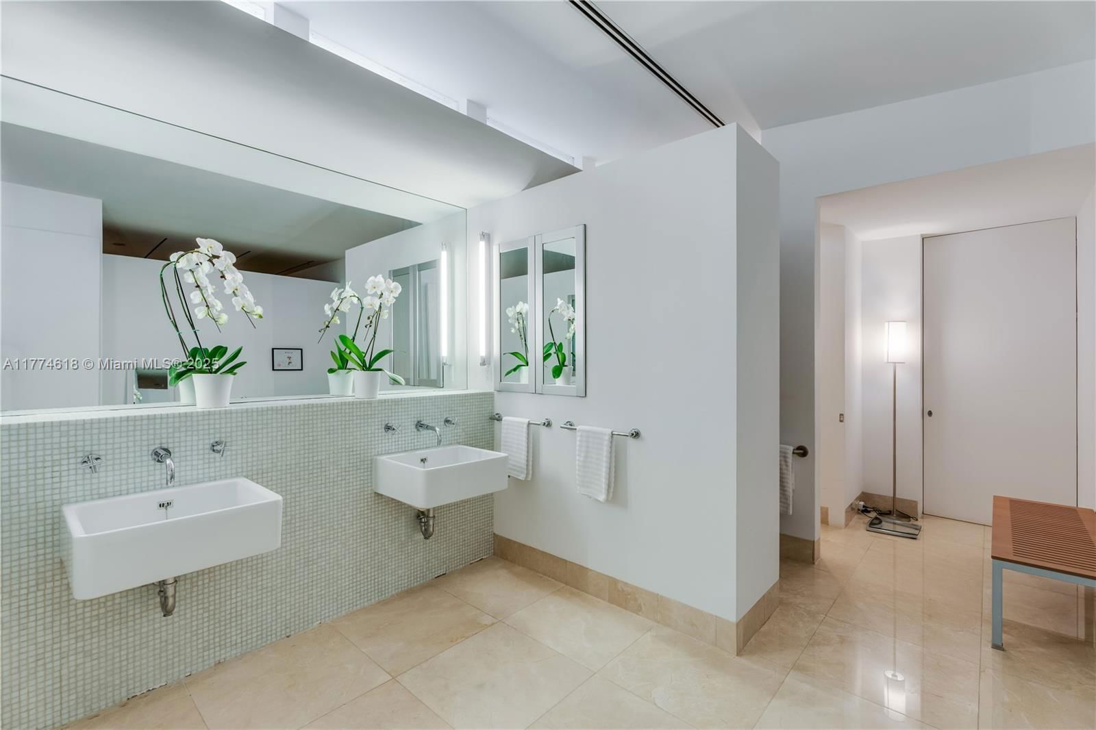 Real estate property located at 5 Harbor Pt, Miami-dade, Matheson Estates, Key Biscayne, FL