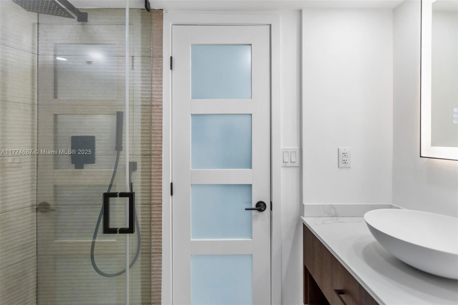 Real estate property located at 5701 Collins Ave #503, Miami-dade, Arlen Beach Condo, Miami Beach, FL