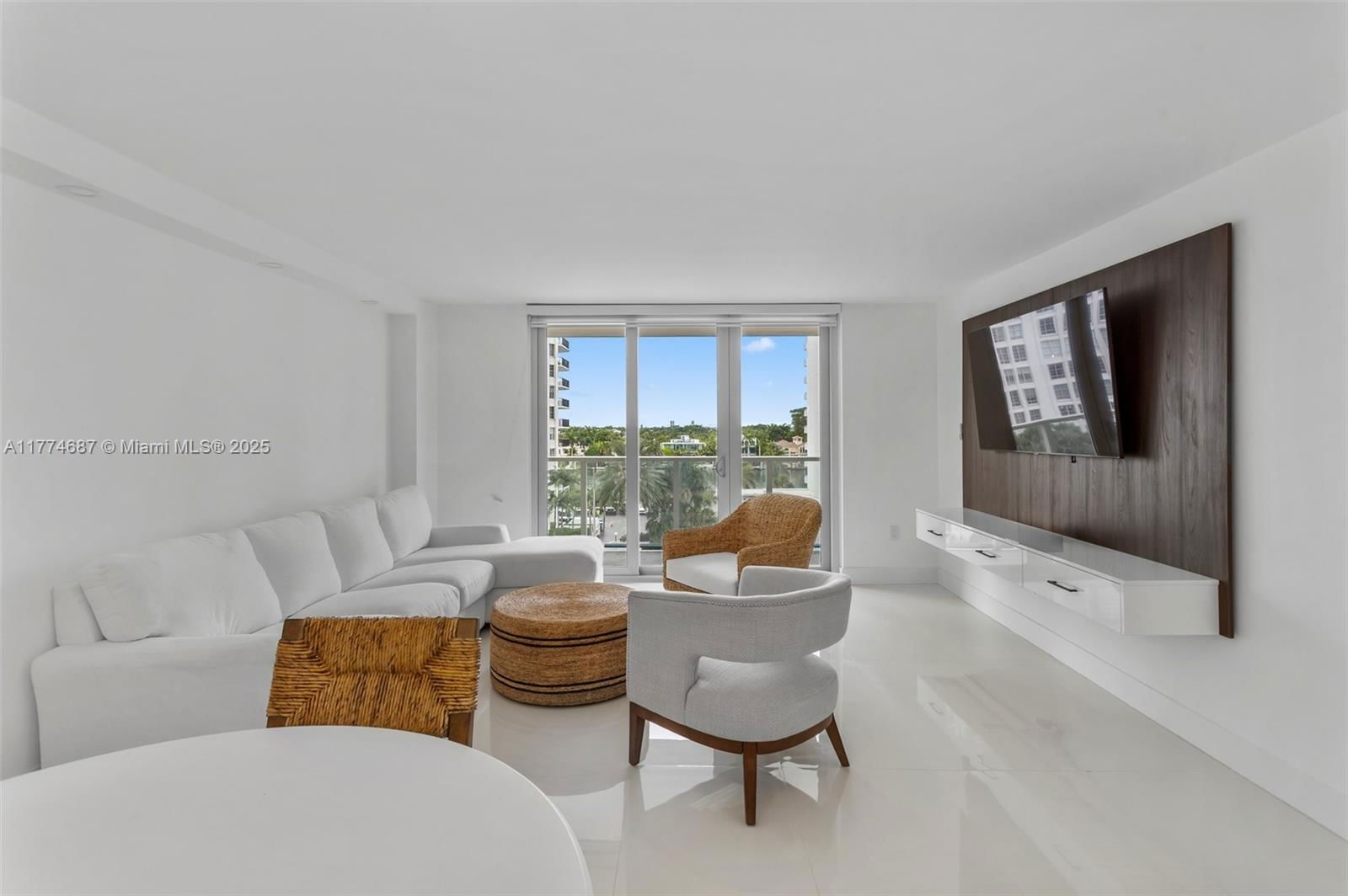Real estate property located at 5701 Collins Ave #503, Miami-dade, Arlen Beach Condo, Miami Beach, FL