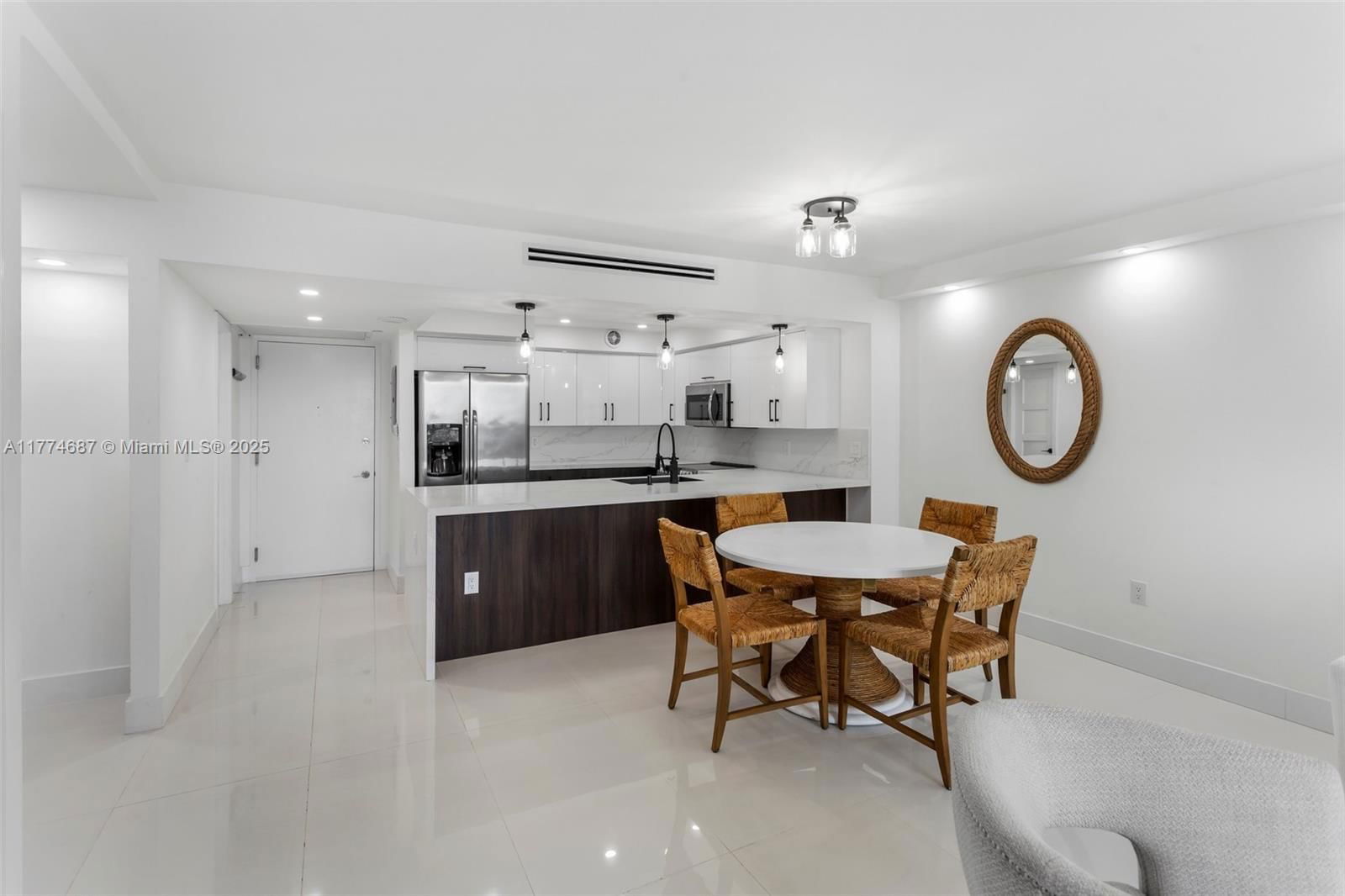 Real estate property located at 5701 Collins Ave #503, Miami-dade, Arlen Beach Condo, Miami Beach, FL
