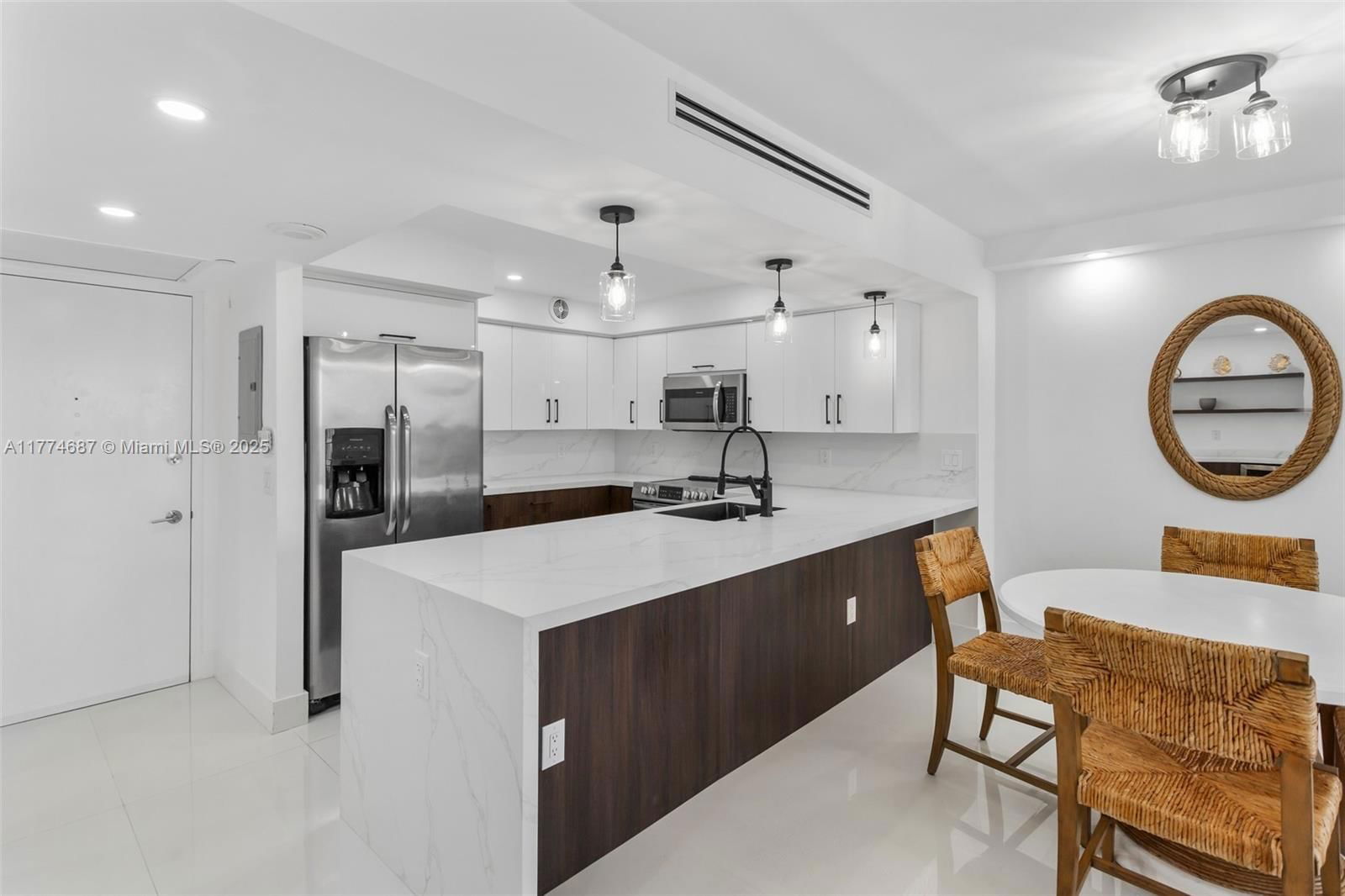 Real estate property located at 5701 Collins Ave #503, Miami-dade, Arlen Beach Condo, Miami Beach, FL
