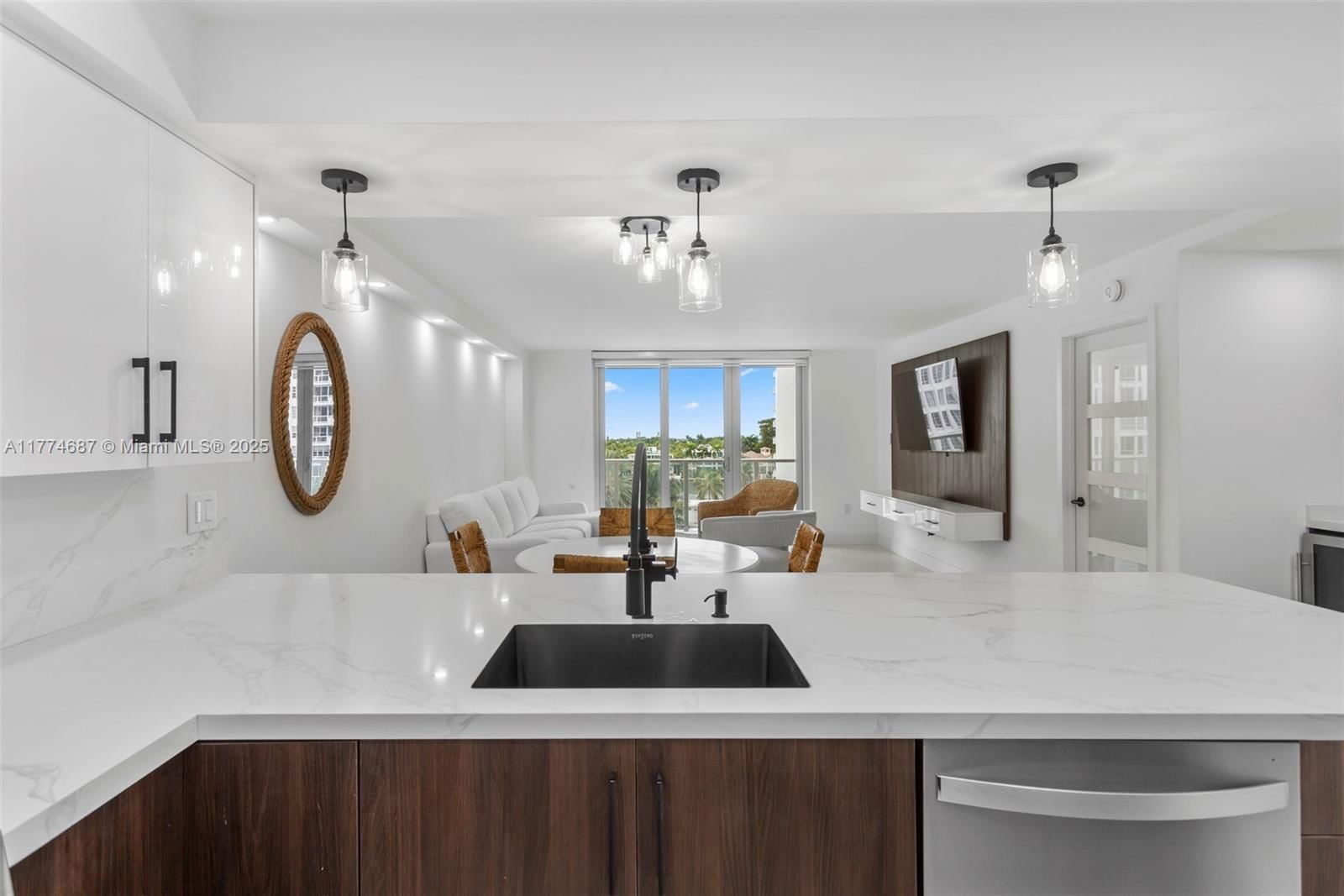 Real estate property located at 5701 Collins Ave #503, Miami-dade, Arlen Beach Condo, Miami Beach, FL