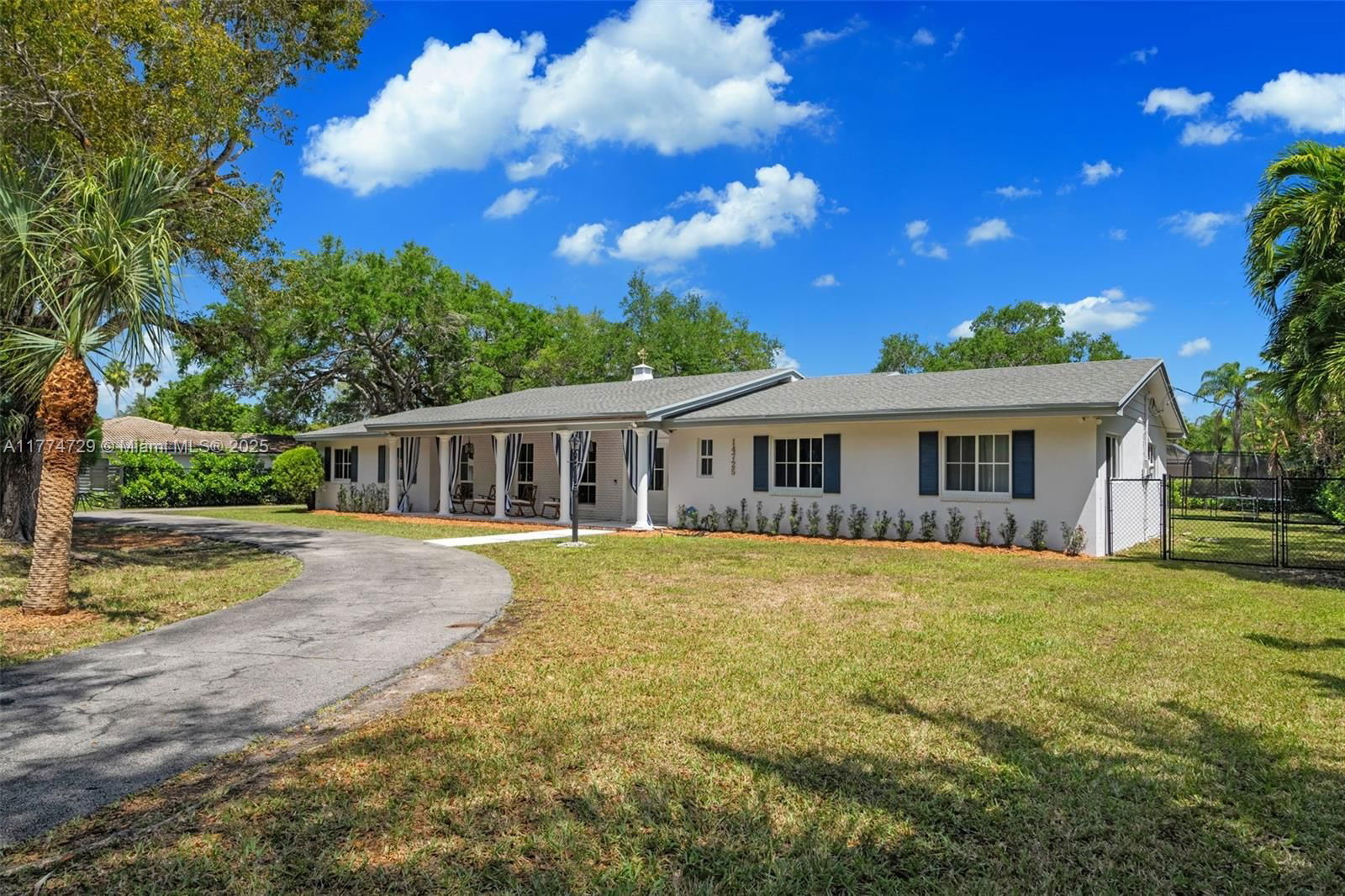 Real estate property located at 14725 82nd Ave, Miami-dade, Unplatted, Palmetto Bay, FL
