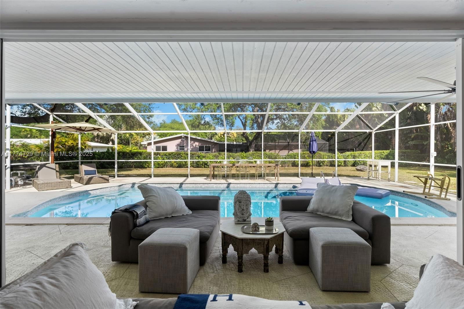 Real estate property located at 14725 82nd Ave, Miami-dade, Unplatted, Palmetto Bay, FL