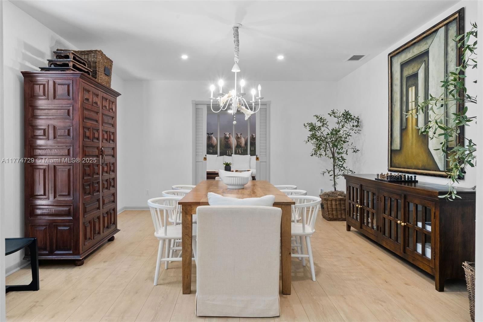 Real estate property located at 14725 82nd Ave, Miami-dade, Unplatted, Palmetto Bay, FL