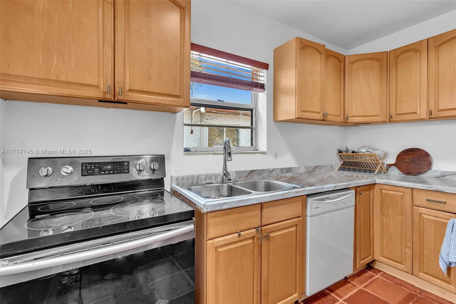 Real estate property located at 836 40th St, Miami-dade, Garden Sub Amd Pl, Miami Beach, FL