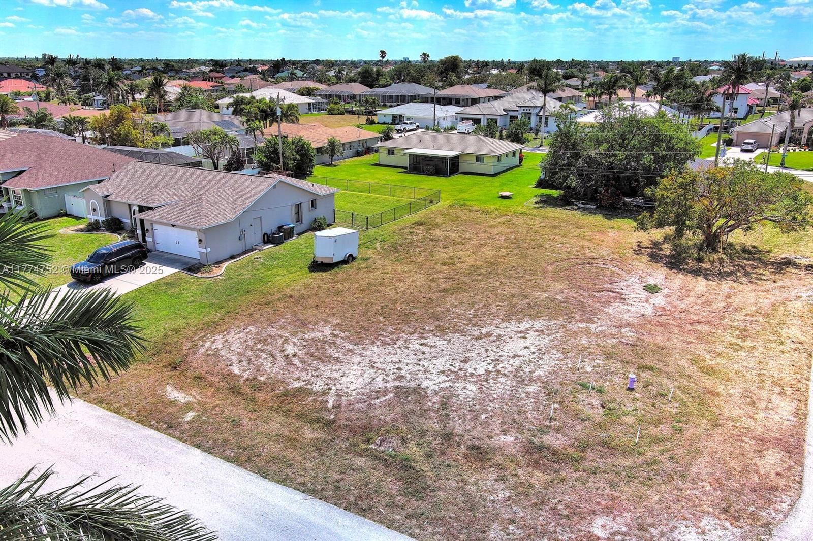 Real estate property located at 1802 20TH LN, Lee, Cape Coral, Cape Coral, FL