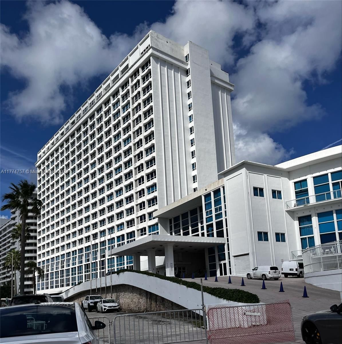 Real estate property located at 5445 Collins Ave L3, Miami-dade, Castle Beach Club Condo, Miami Beach, FL