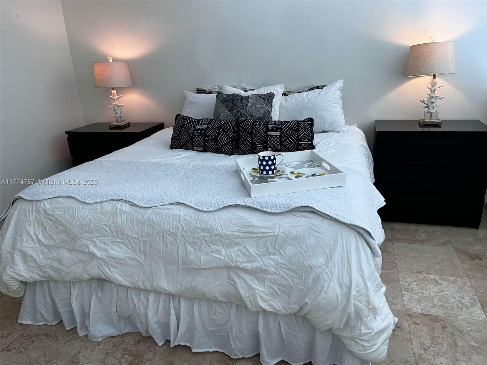 Real estate property located at 5445 Collins Ave L3, Miami-dade, Castle Beach Club Condo, Miami Beach, FL