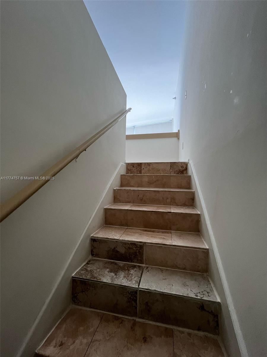 Real estate property located at 5445 Collins Ave L3, Miami-dade, Castle Beach Club Condo, Miami Beach, FL