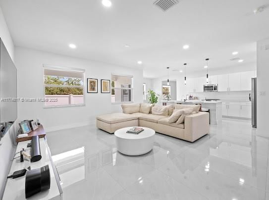 Real estate property located at 16725 290 LN, Miami-dade, Rambo, Homestead, FL