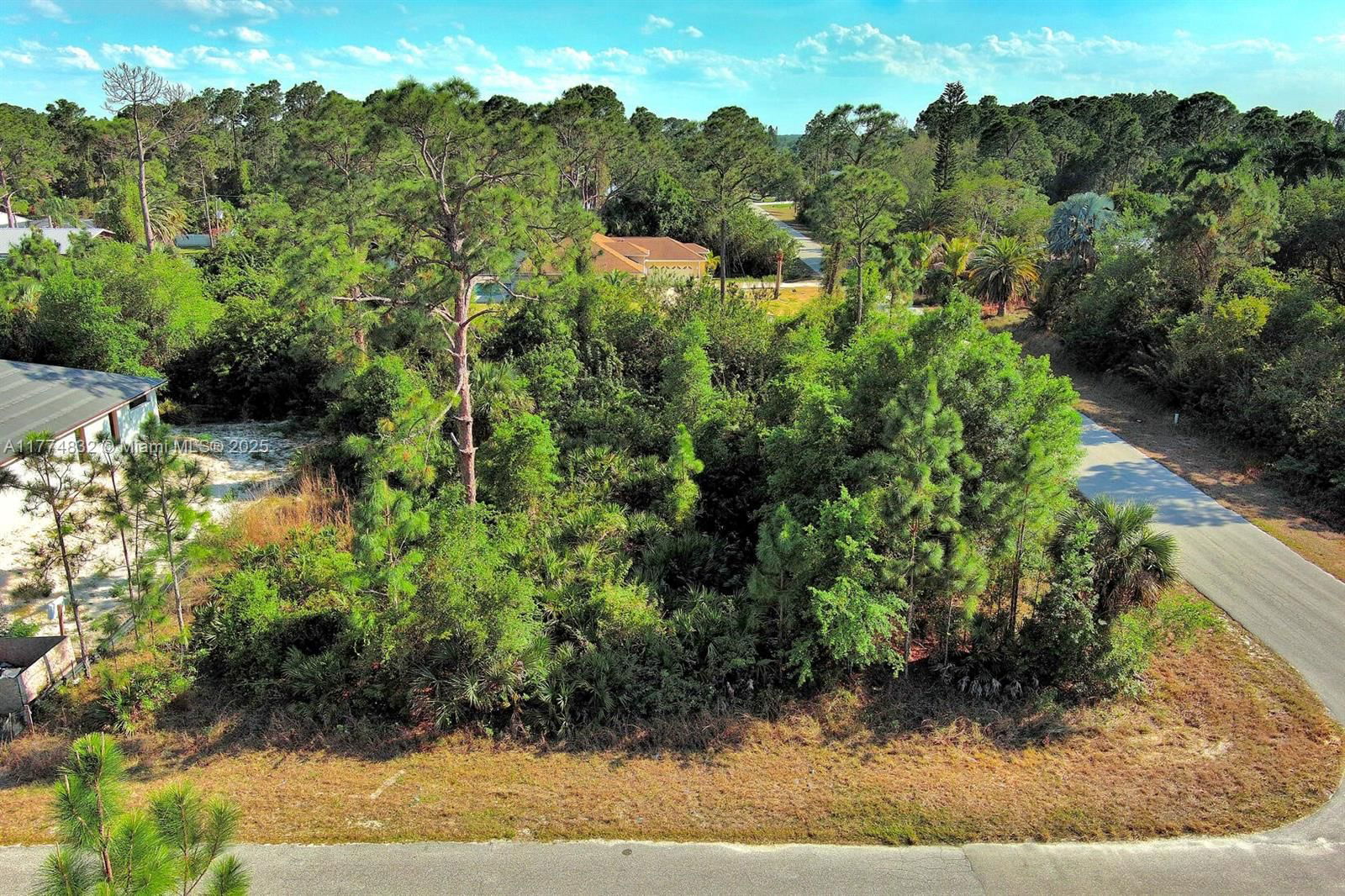 Real estate property located at 2500 9th St, Lee, Lehigh Acres, Lehigh Acres, FL