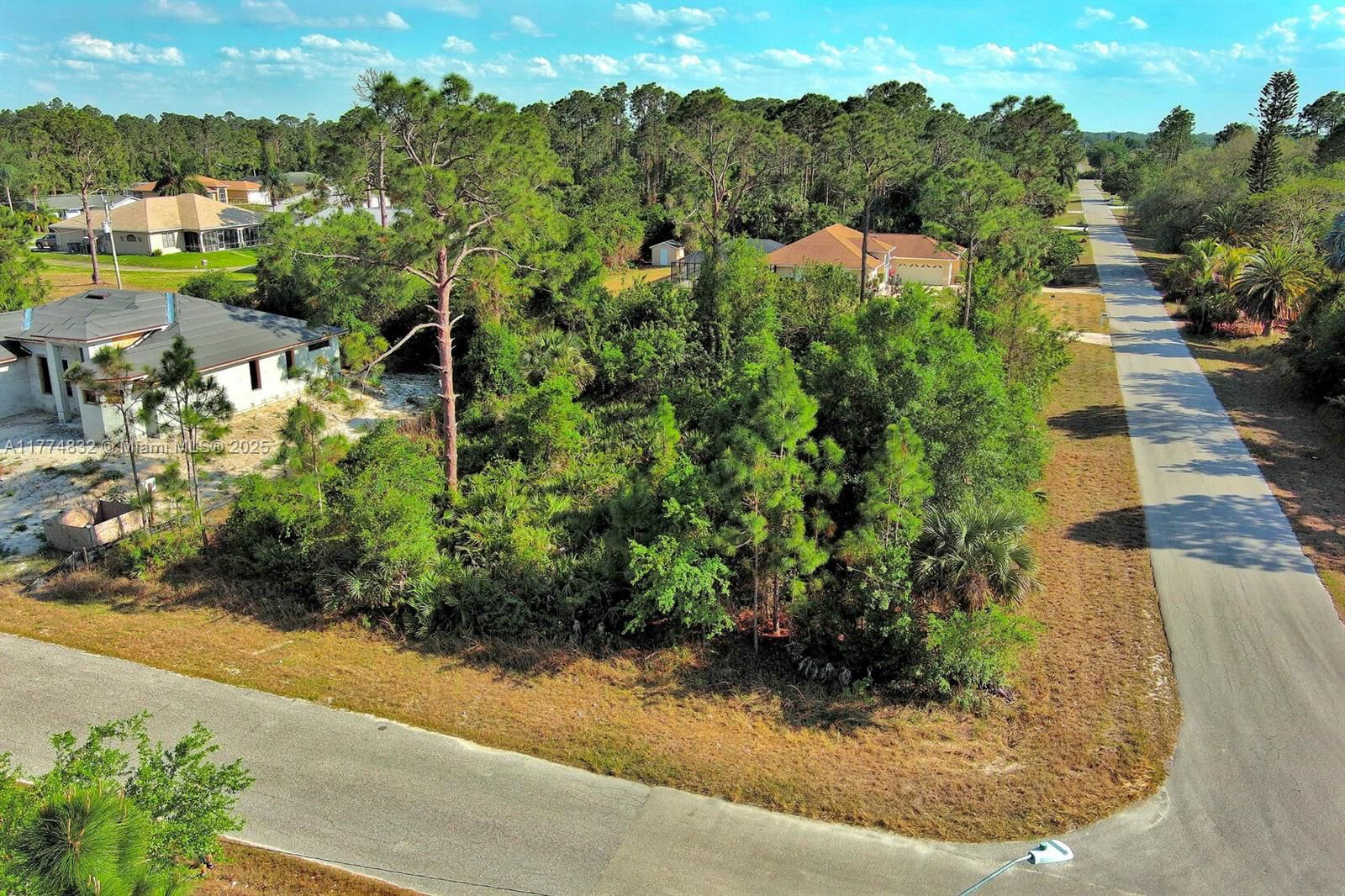 Real estate property located at 2500 9th St, Lee, Lehigh Acres, Lehigh Acres, FL