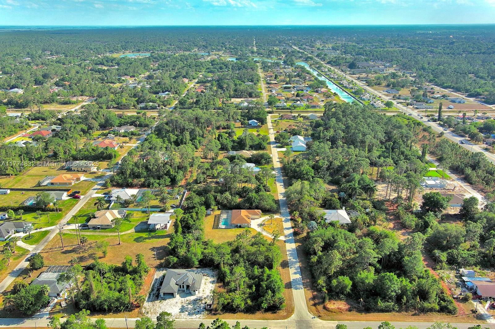 Real estate property located at 2500 9th St, Lee, Lehigh Acres, Lehigh Acres, FL