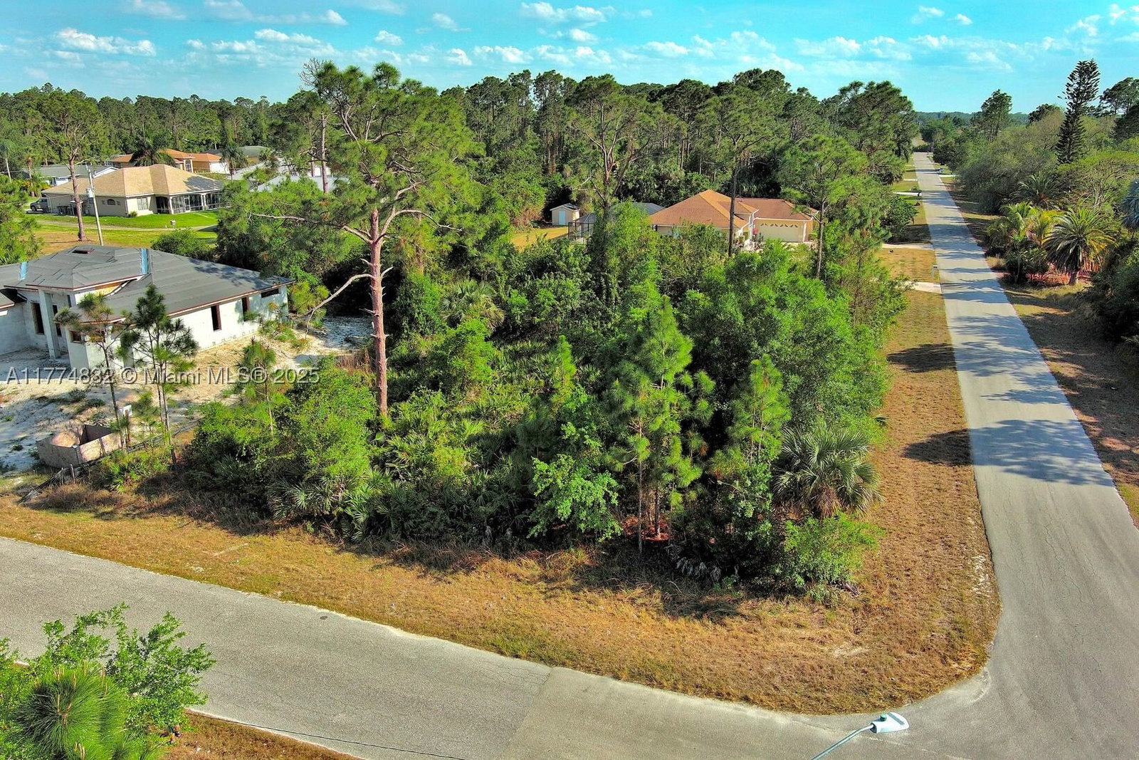 Real estate property located at 2500 9th St, Lee, Lehigh Acres, Lehigh Acres, FL