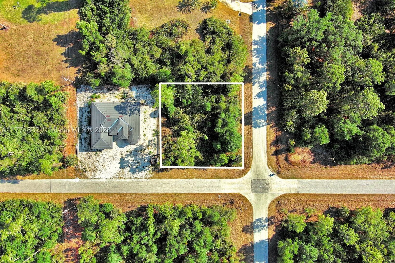 Real estate property located at 2500 9th St, Lee, Lehigh Acres, Lehigh Acres, FL