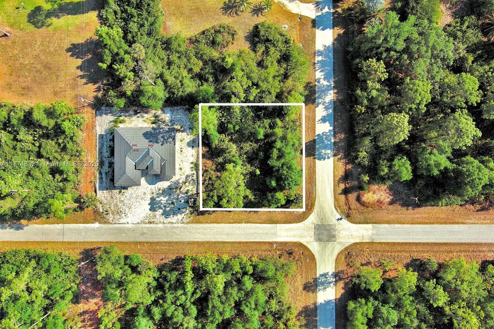 Real estate property located at 2500 9th St, Lee, Lehigh Acres, Lehigh Acres, FL