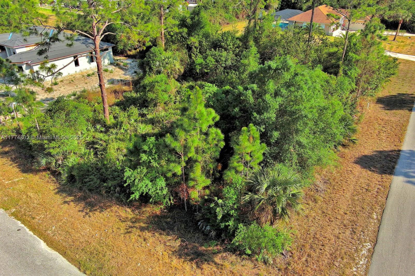 Real estate property located at 2500 9th St, Lee, Lehigh Acres, Lehigh Acres, FL