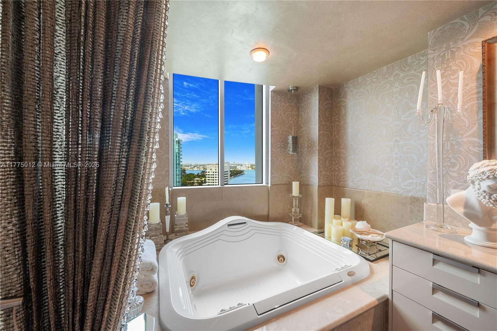 Real estate property located at 5959 Collins Ave #1801, Miami-dade, The Residences At The Bath, Miami Beach, FL