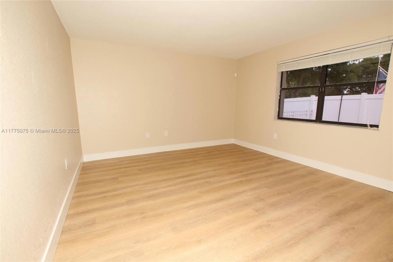 Real estate property located at 6302 Tweksbury Ter, Broward, Waverly Hundred, Davie, FL