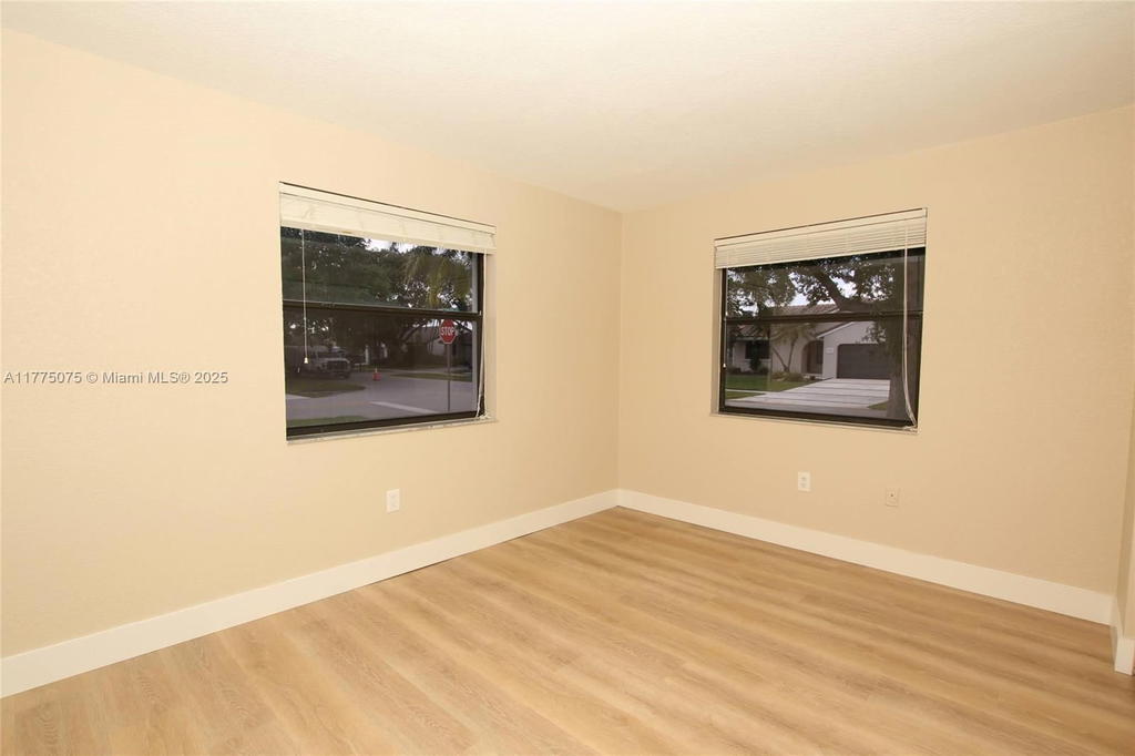 Real estate property located at 6302 Tweksbury Ter, Broward, Waverly Hundred, Davie, FL