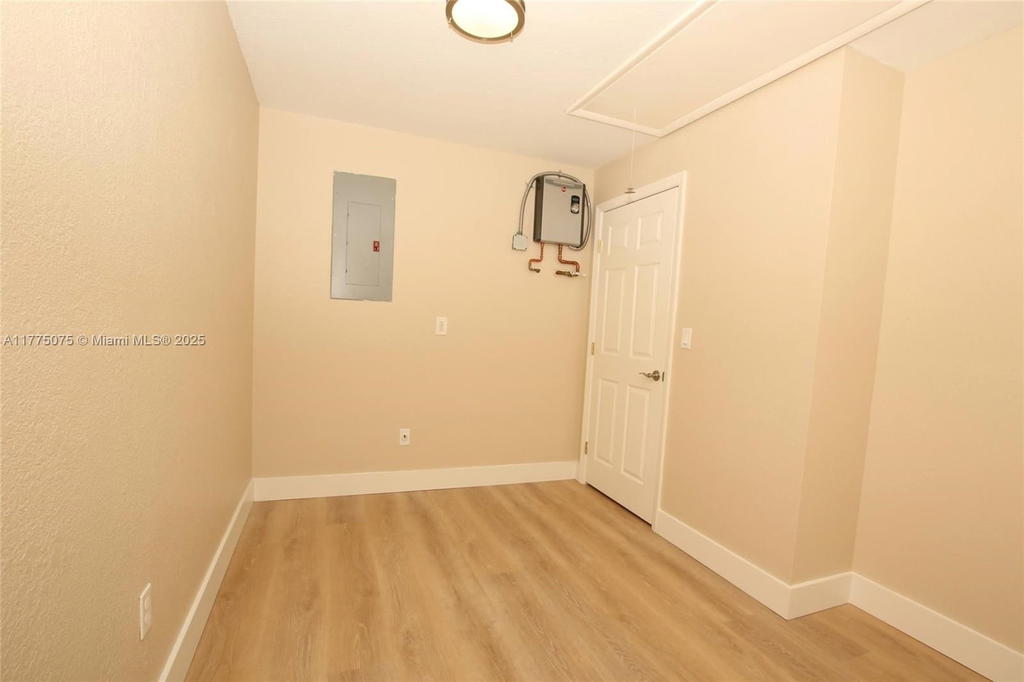 Real estate property located at 6302 Tweksbury Ter, Broward, Waverly Hundred, Davie, FL
