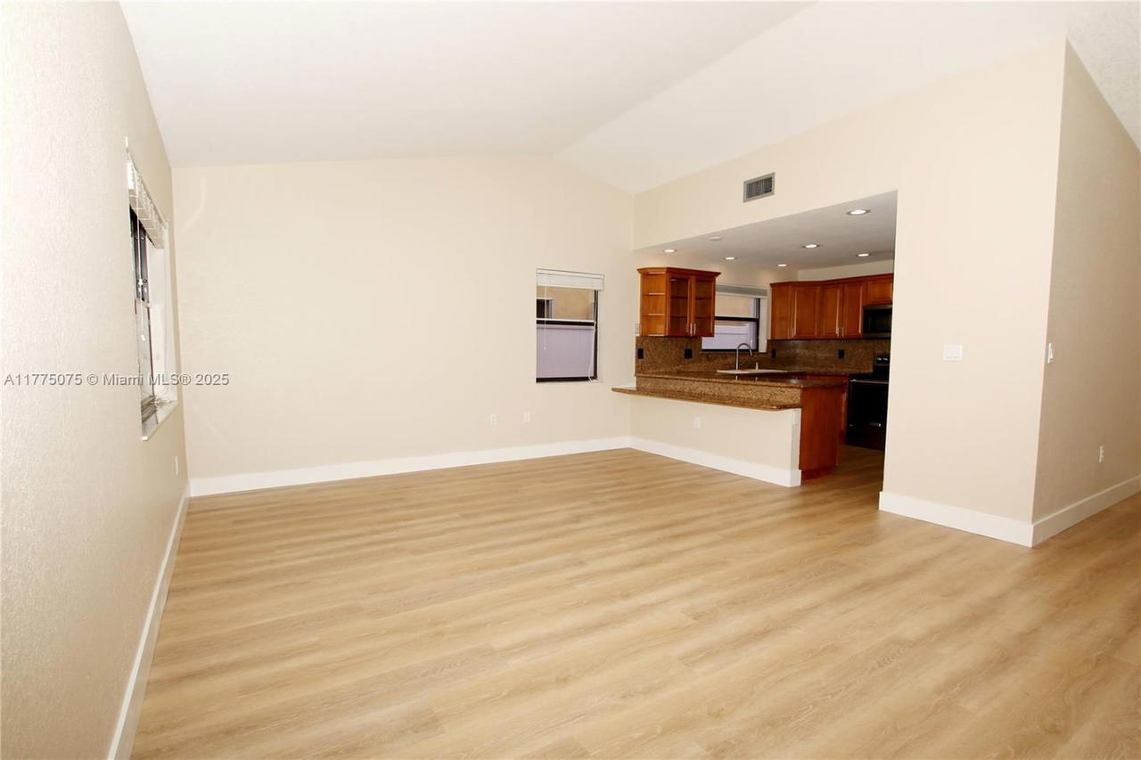 Real estate property located at 6302 Tweksbury Ter, Broward, Waverly Hundred, Davie, FL