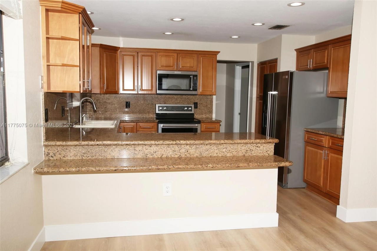 Real estate property located at 6302 Tweksbury Ter, Broward, Waverly Hundred, Davie, FL