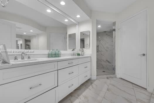 Real estate property located at 765 Crandon Blvd #202, Miami-dade, Lake Tower Condo, Key Biscayne, FL