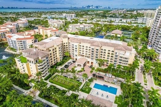 Real estate property located at 765 Crandon Blvd #202, Miami-dade, Lake Tower Condo, Key Biscayne, FL