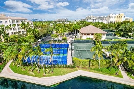 Real estate property located at 765 Crandon Blvd #202, Miami-dade, Lake Tower Condo, Key Biscayne, FL