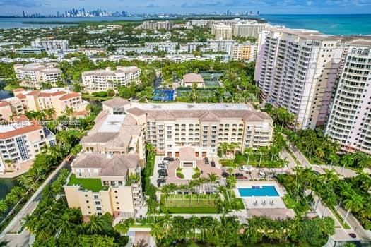 Real estate property located at 765 Crandon Blvd #202, Miami-dade, Lake Tower Condo, Key Biscayne, FL