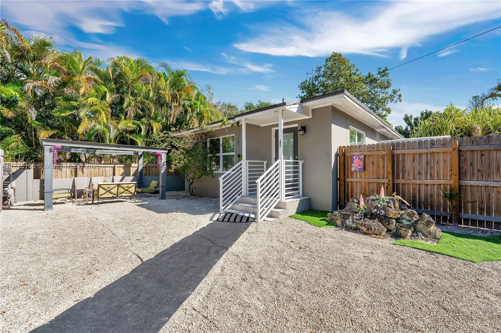 Real estate property located at 9111 4th Ave, Miami-dade, Pinewood Park Pl Amd 2nd, Miami, FL