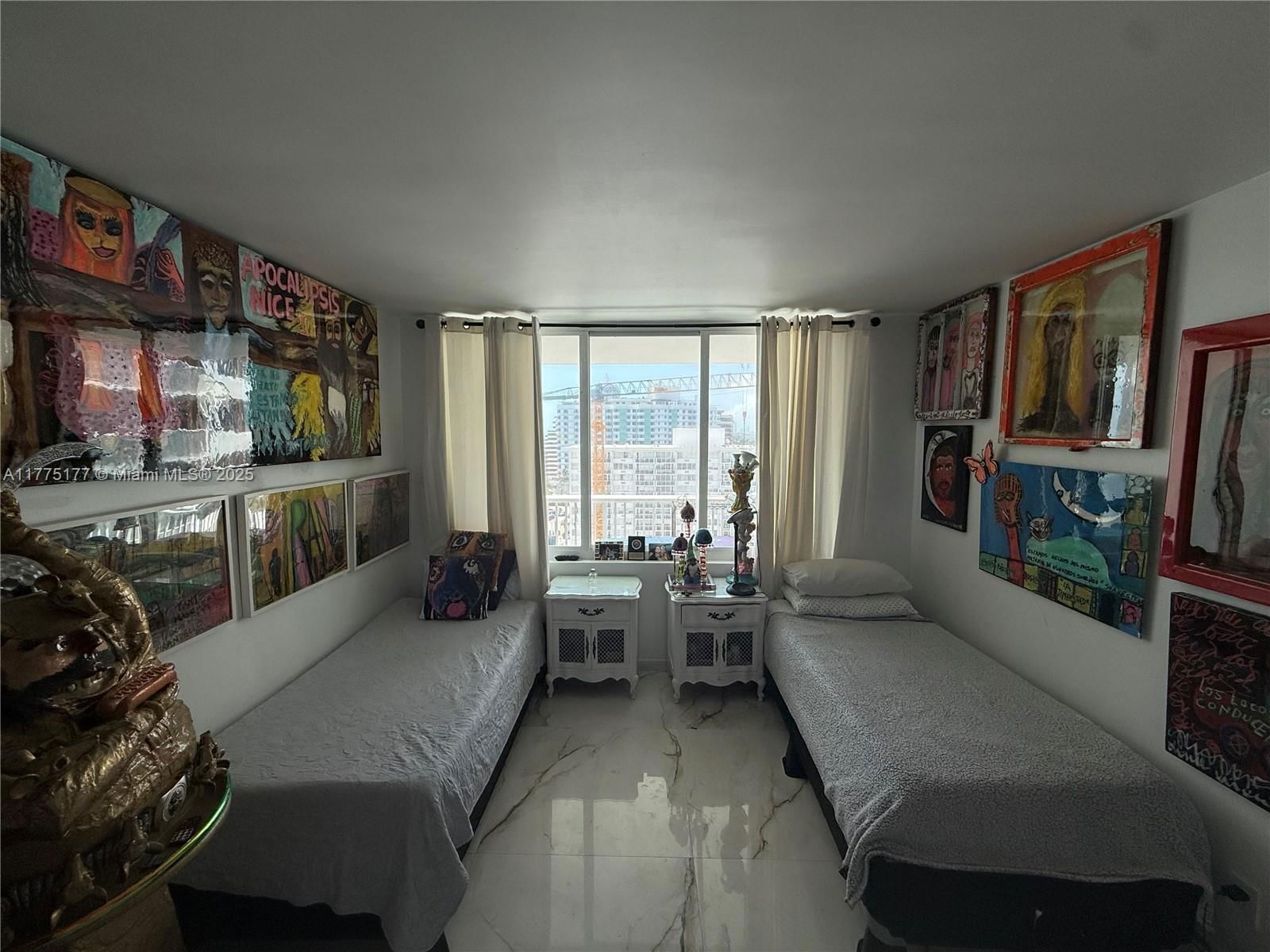 Real estate property located at 5401 Collins Ave #1016, Miami-dade, The Carriage House Condo, Miami Beach, FL