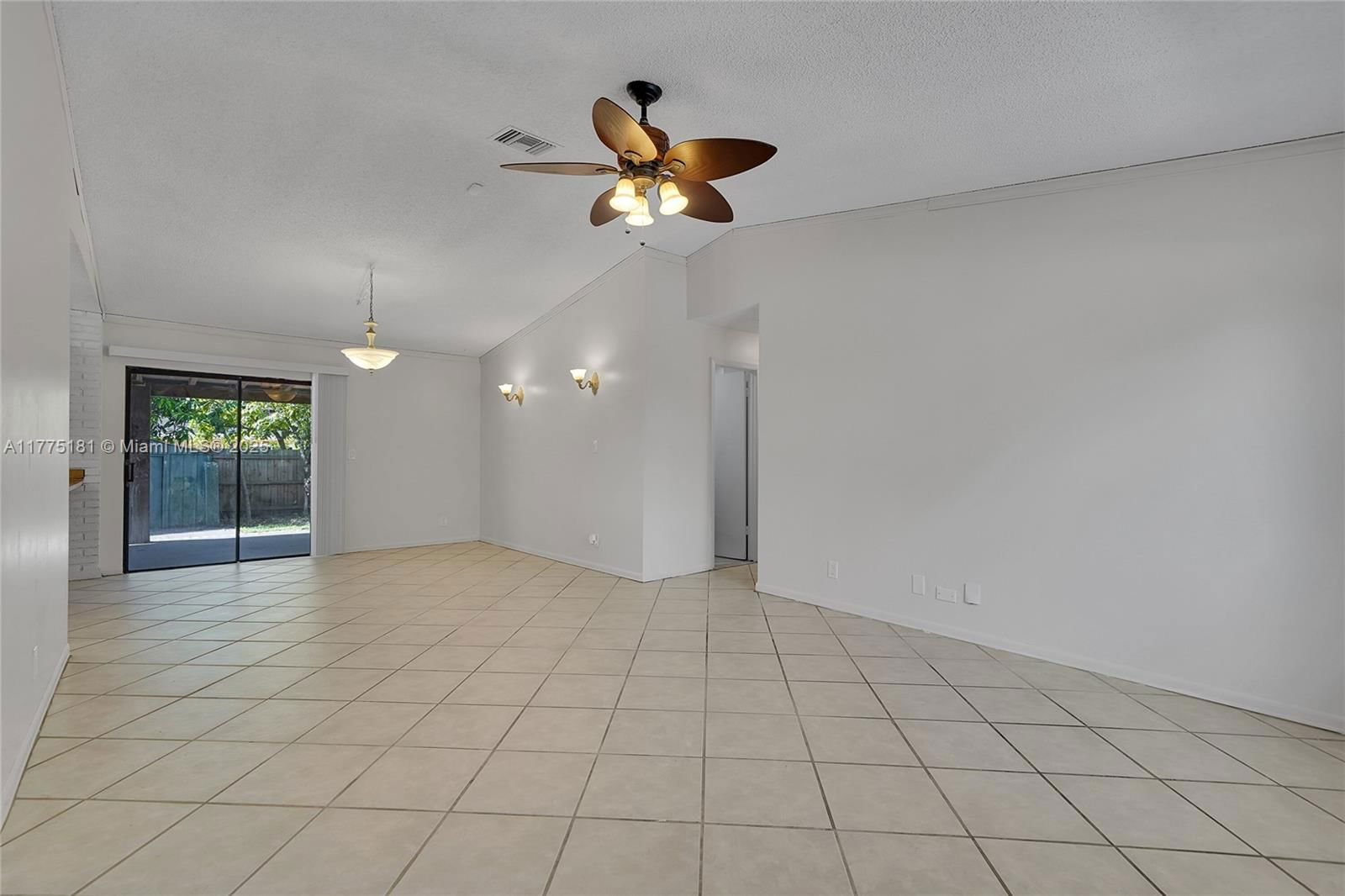 Real estate property located at 7818 7th Pl, Broward, Lauderdale North Park Sec, North Lauderdale, FL