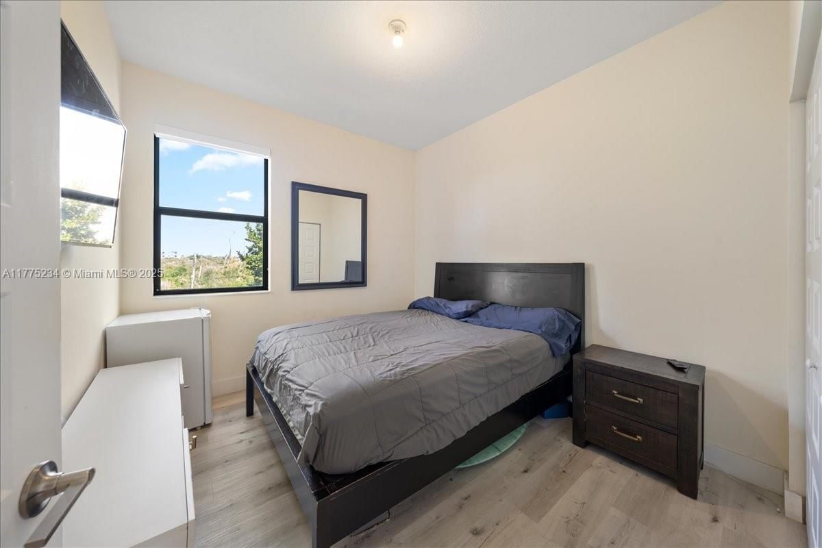 Real estate property located at 10413 82nd St #9, Miami-dade, Highland At Park Central, Doral, FL