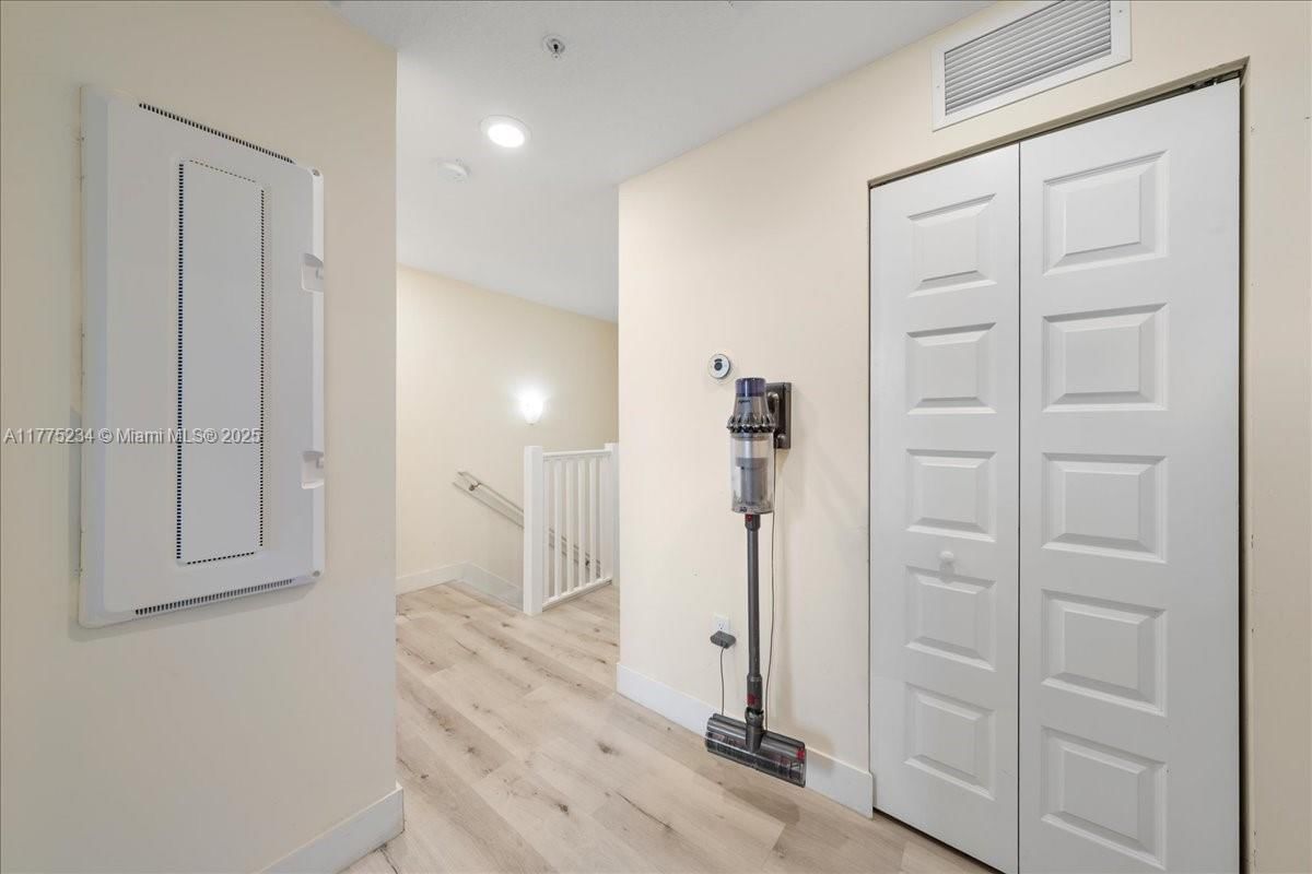 Real estate property located at 10413 82nd St #9, Miami-dade, Highland At Park Central, Doral, FL