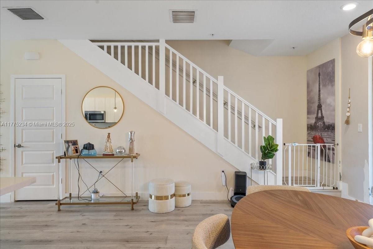 Real estate property located at 10413 82nd St #9, Miami-dade, Highland At Park Central, Doral, FL